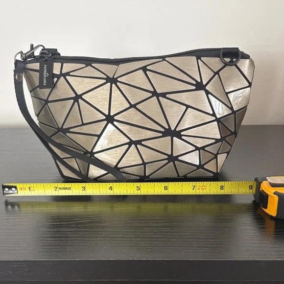 Patrizia Luca Gold and Black Geometric Clutch - Picture 3 of 7